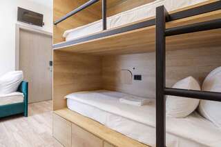 Хостел 338 Санкт-Петербург Кровать в общем номере для женщин с 5 кроватями-11